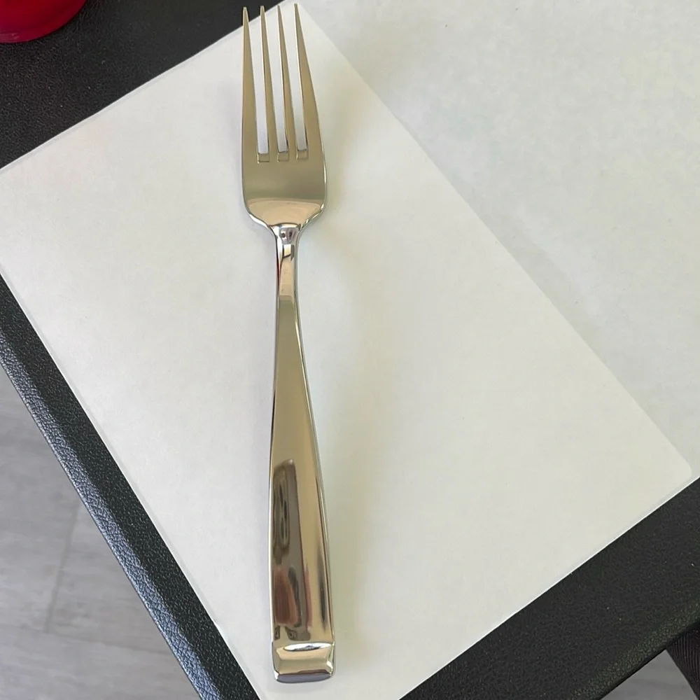 Oneida Forte USA Dinner Fork NEW in wrapper